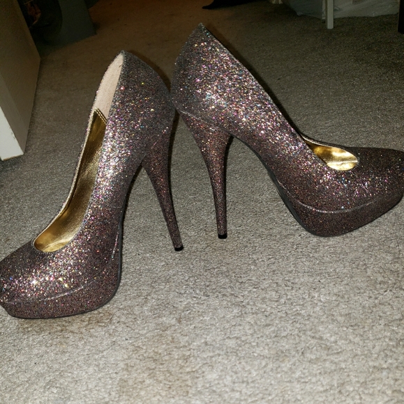Charlotte Russe Pumps - Picture 1 of 1